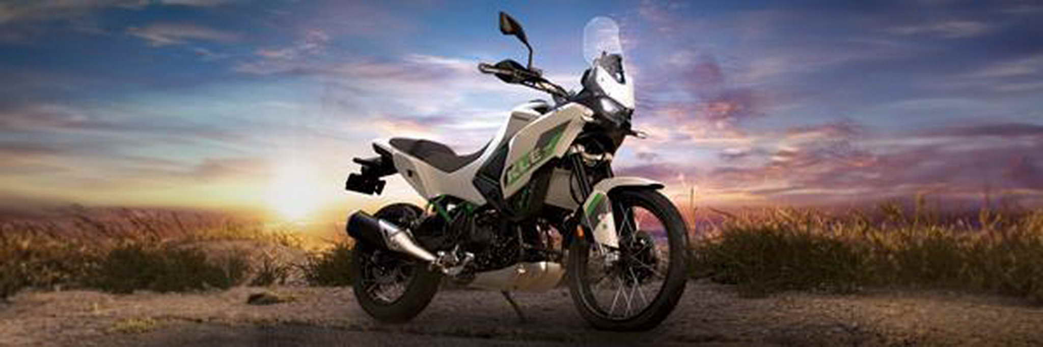 2027 KLE500 offering expands with Smartride